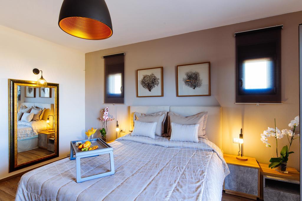 Velvet Breeze Superior Villa Stavromenos  Ngoại thất bức ảnh